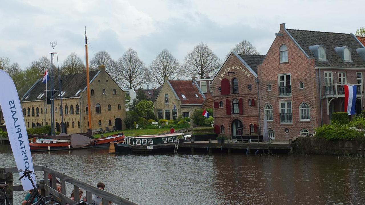 B&B Ferdivedaasje Dokkum Buitenkant foto