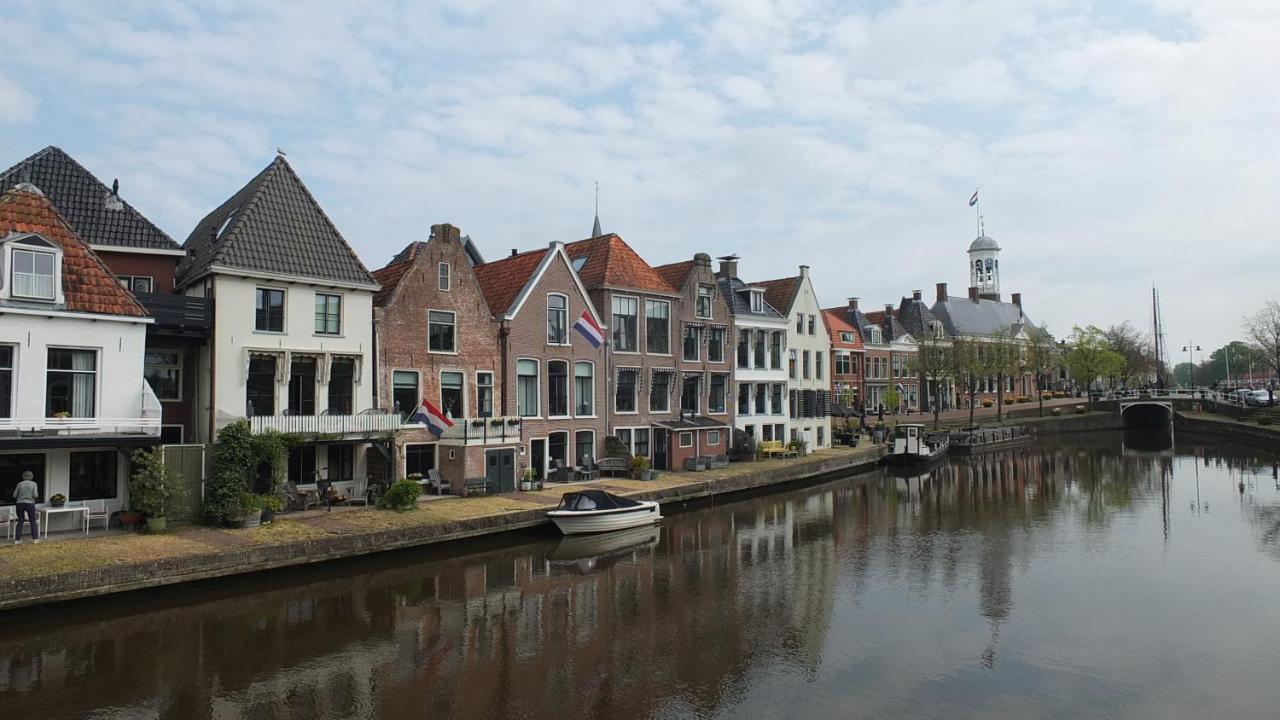 B&B Ferdivedaasje Dokkum Buitenkant foto